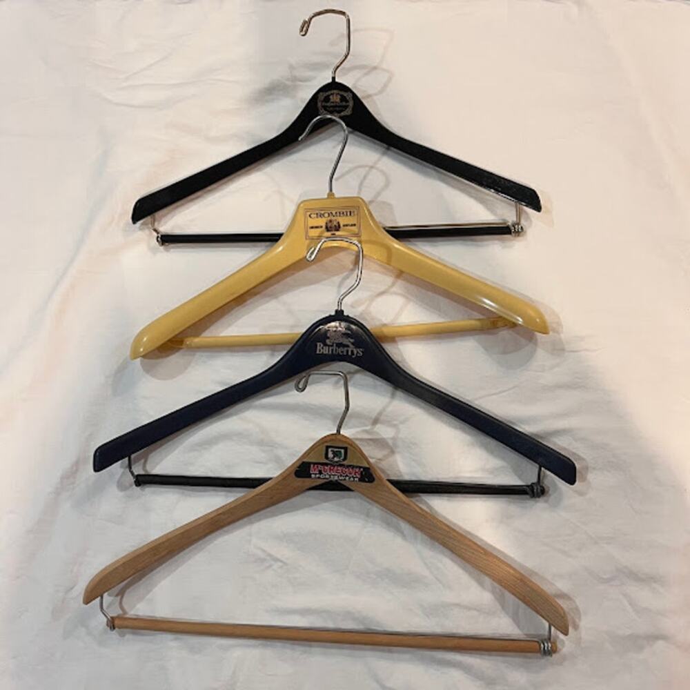 VTG Oxford Clothes Crombie Aderdeen Scotland Burberrys McGregor Hangers Set of 4